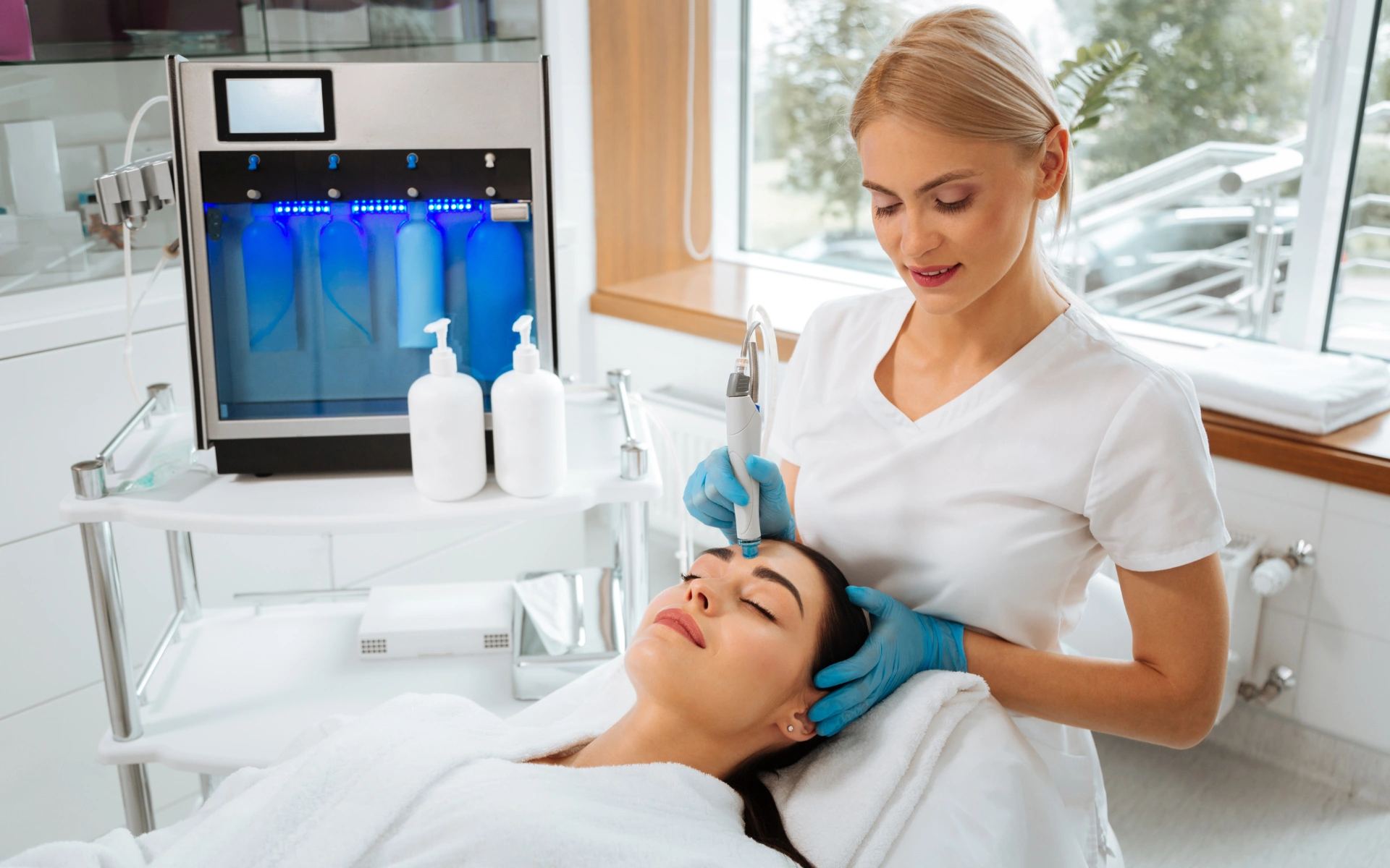 HydraFacial Eye Perk in Houston, TX